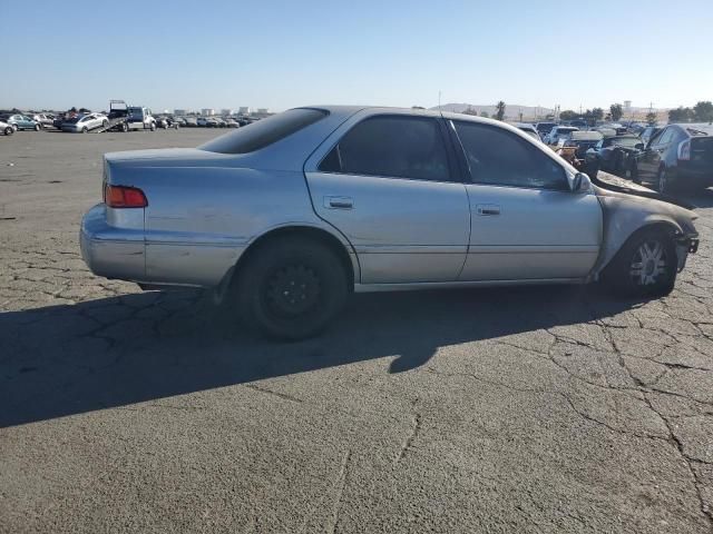 2000 Toyota Camry CE