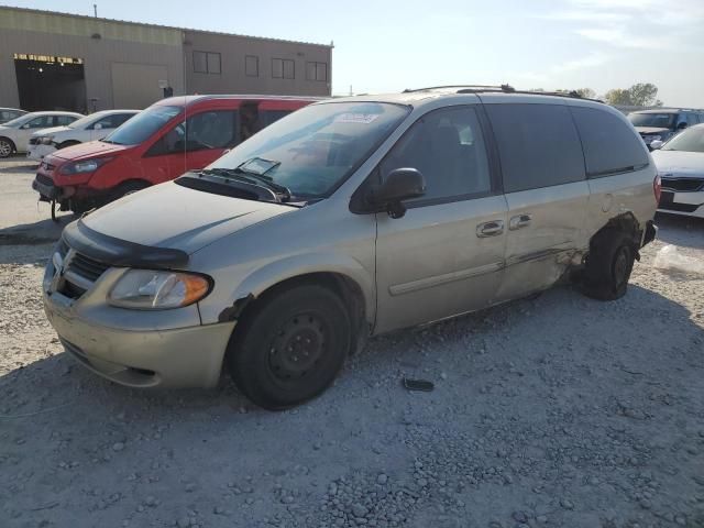 2005 Dodge Grand Caravan SE