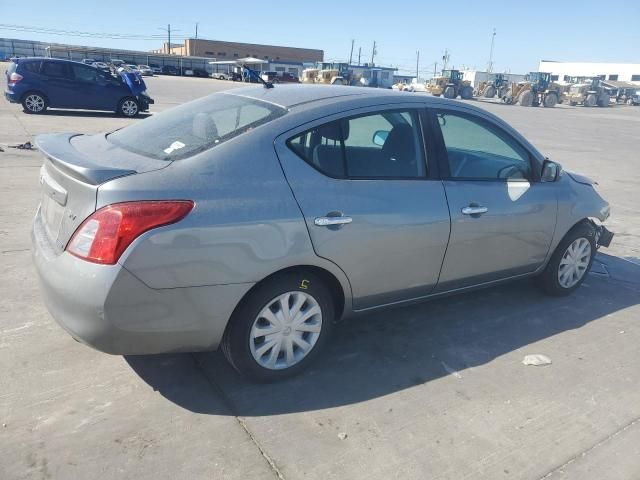 2013 Nissan Versa S