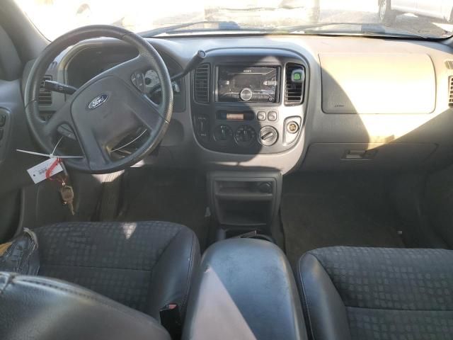 2002 Ford Escape XLS