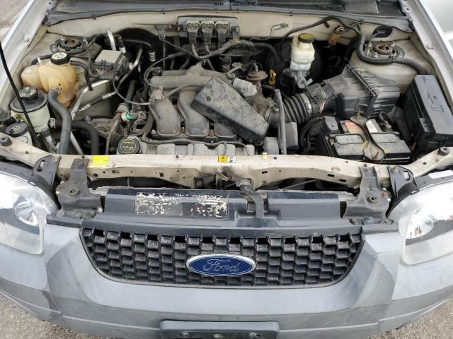 2005 Ford Escape XLT