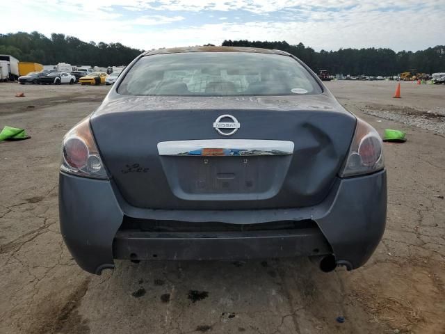 2010 Nissan Altima Base