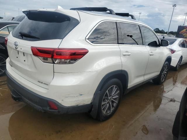 2019 Toyota Highlander SE