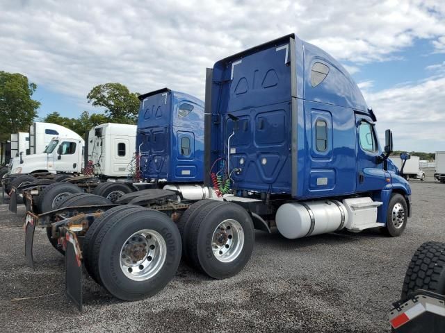 2019 Freightliner Cascadia 125