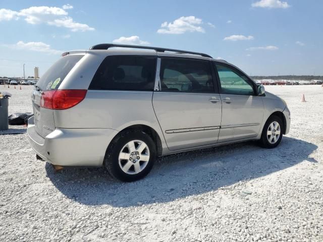 2006 Toyota Sienna XLE