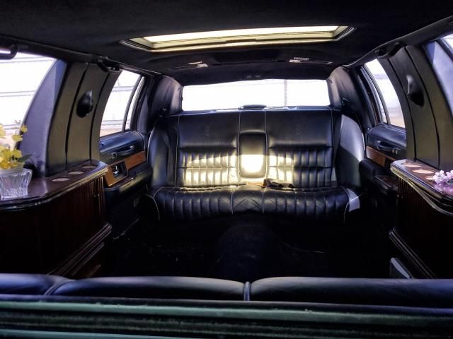 1994 Lincoln Town Car Executive