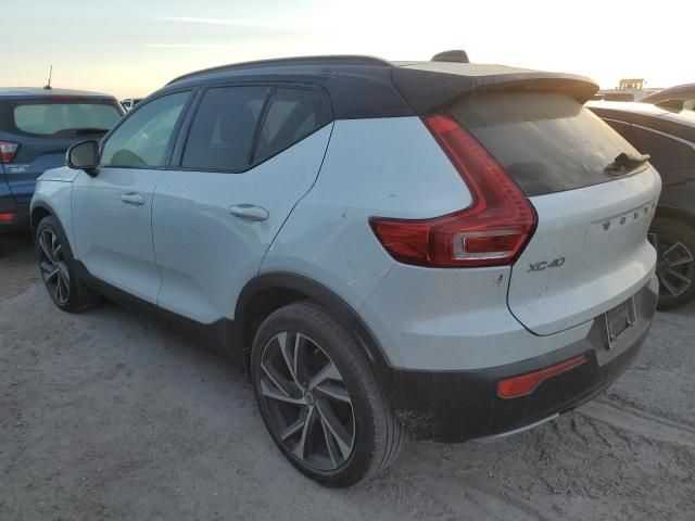 2020 Volvo XC40 T5 R-Design