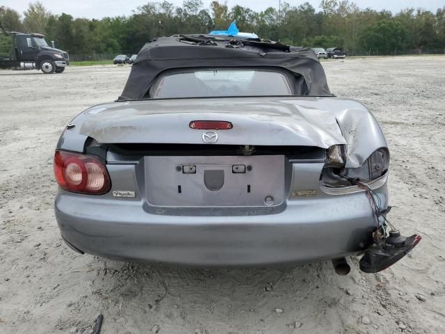 2002 Mazda MX-5 Miata Base