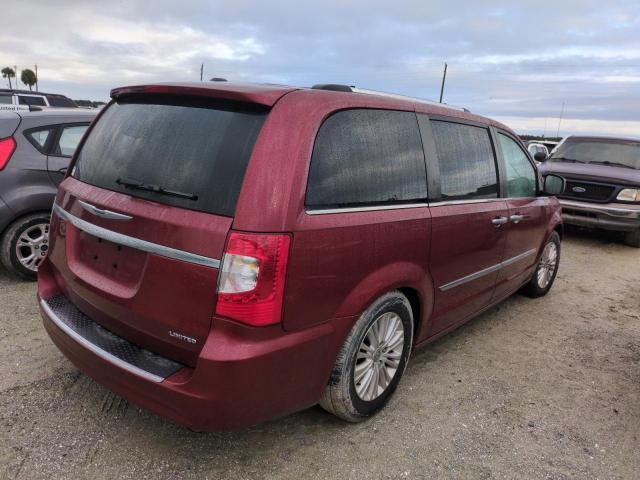 2013 Chrysler Town & Country Limited