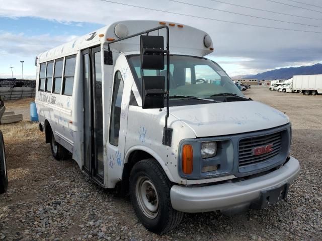 1999 GMC Savana Cutaway G3500