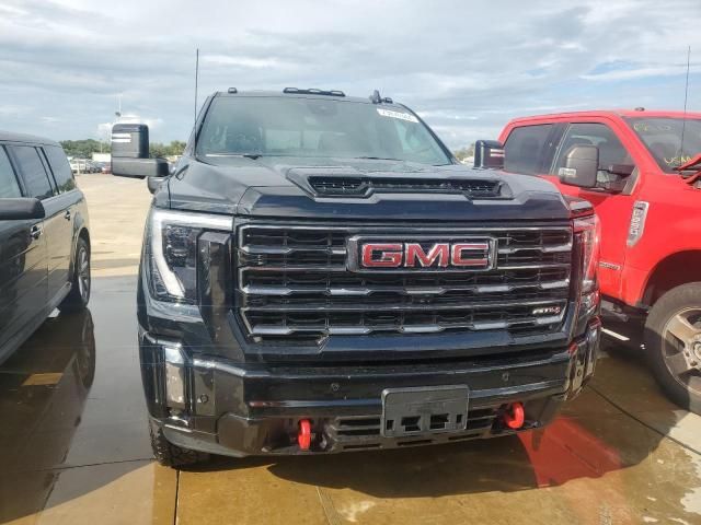 2024 GMC Sierra K2500 AT4