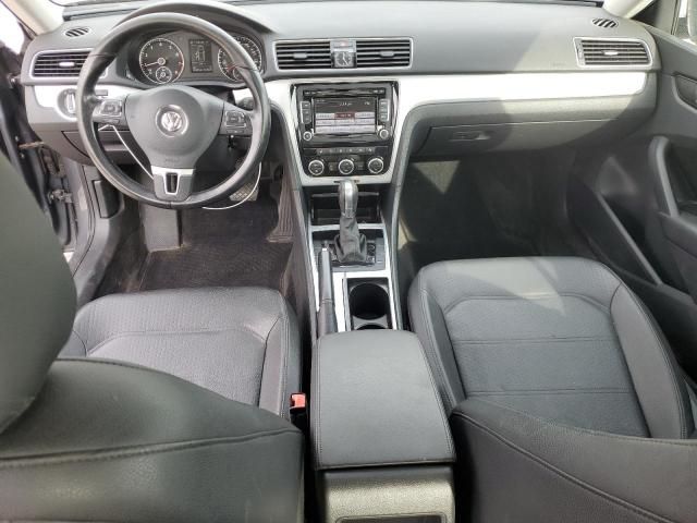 2012 Volkswagen Passat SE