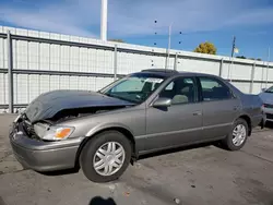 Carros salvage a la venta en subasta: 2001 Toyota Camry CE