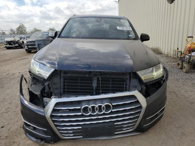 2018 Audi Q7 Prestige