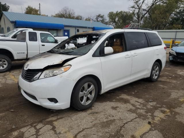 2011 Toyota Sienna LE