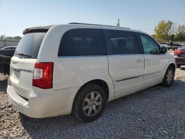 2013 Chrysler Town & Country Touring