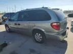 2004 Dodge Grand Caravan SE