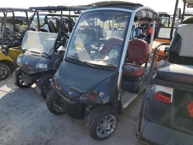 2011 Gari Golf Cart