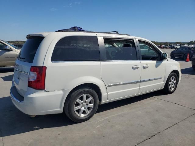 2012 Chrysler Town & Country Touring