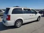 2012 Chrysler Town & Country Touring