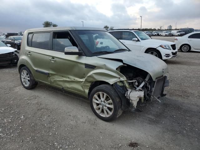 2013 KIA Soul +