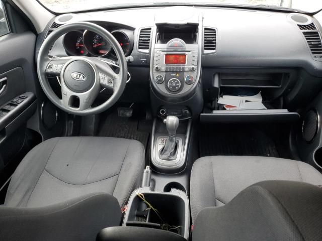 2011 KIA Soul +