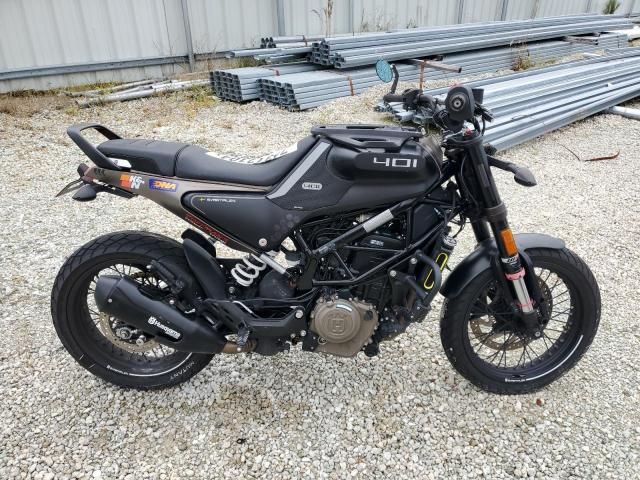 2022 Husqvarna Vitpilen 401/SVARTPILEN 401