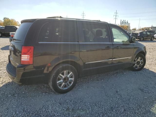 2010 Chrysler Town & Country Touring