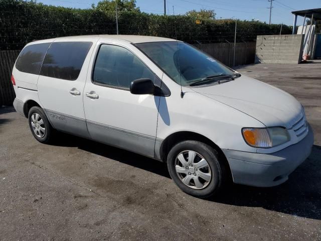 2002 Toyota Sienna CE