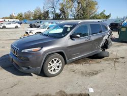 Salvage cars for sale from Copart Bridgeton, MO: 2017 Jeep Cherokee Latitude