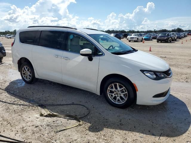 2021 Chrysler Voyager LXI