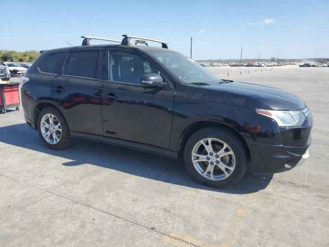 2014 Mitsubishi Outlander SE