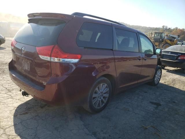 2014 Toyota Sienna XLE