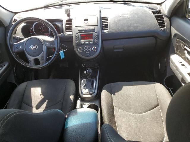 2013 KIA Soul +