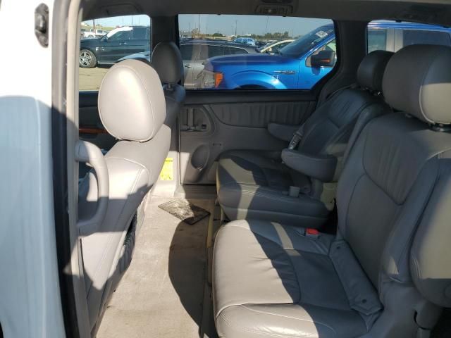 2008 Toyota Sienna XLE