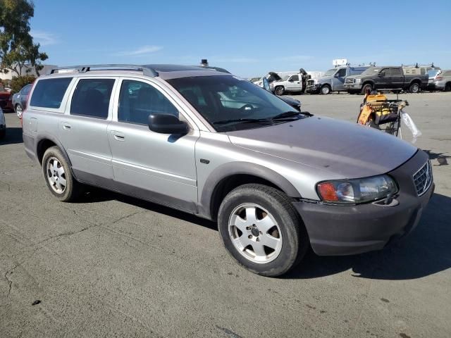 2004 Volvo XC70