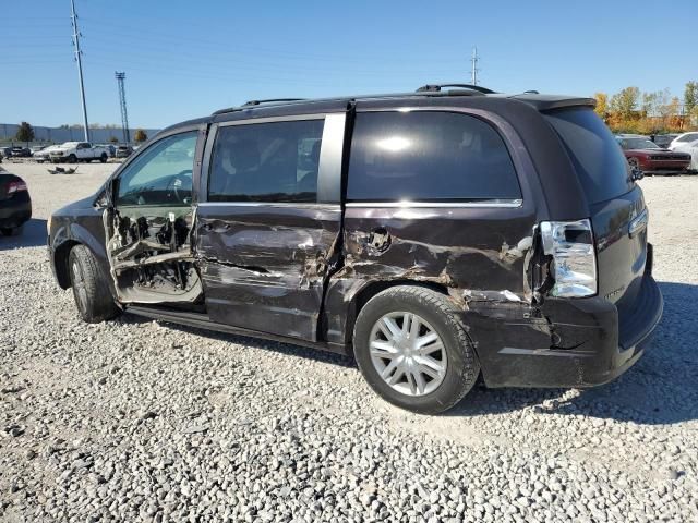 2010 Chrysler Town & Country Touring