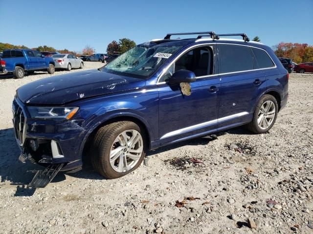 2022 Audi Q7 Premium Plus