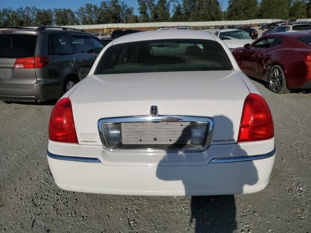 2008 Lincoln Town Car Signature Limited