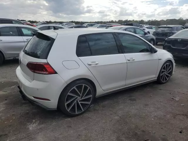 2018 Volkswagen Golf R