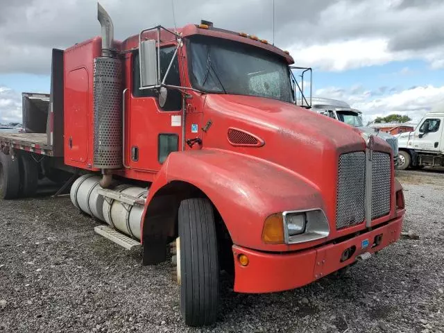 2006 Kenworth Construction T300