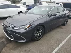 Carros salvage sin ofertas aún a la venta en subasta: 2023 Lexus ES 300H Base