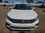 2017 Volkswagen Passat R-Line