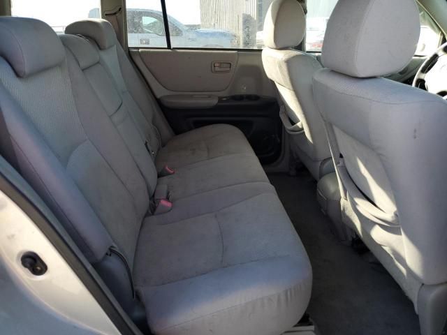 2004 Toyota Highlander Base