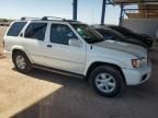 2001 Nissan Pathfinder LE