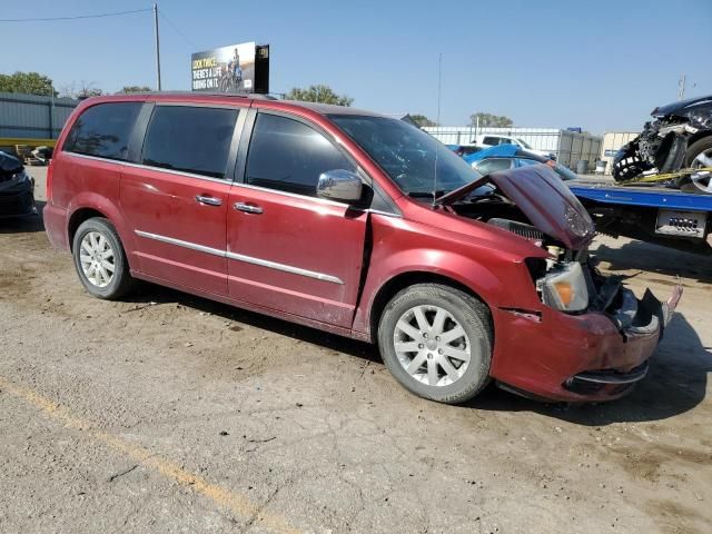 2012 Chrysler Town & Country Touring L