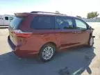 2016 Toyota Sienna XLE