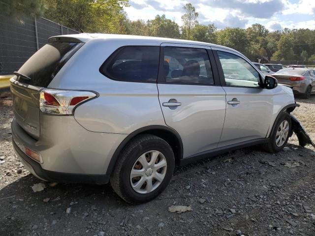 2015 Mitsubishi Outlander ES