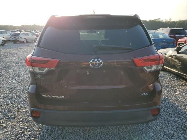 2017 Toyota Highlander SE