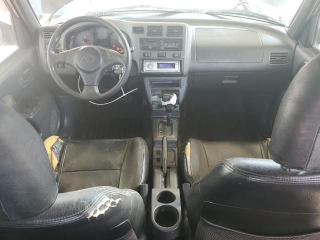 2000 Toyota Rav4